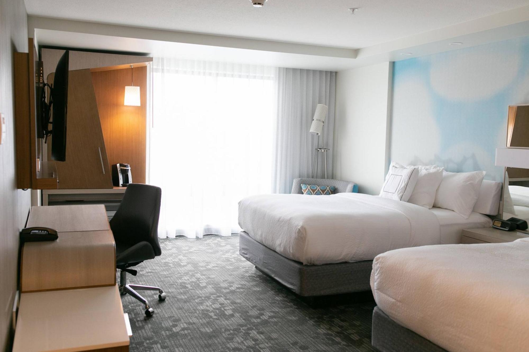 Courtyard Elkhart Hotel Ngoại thất bức ảnh